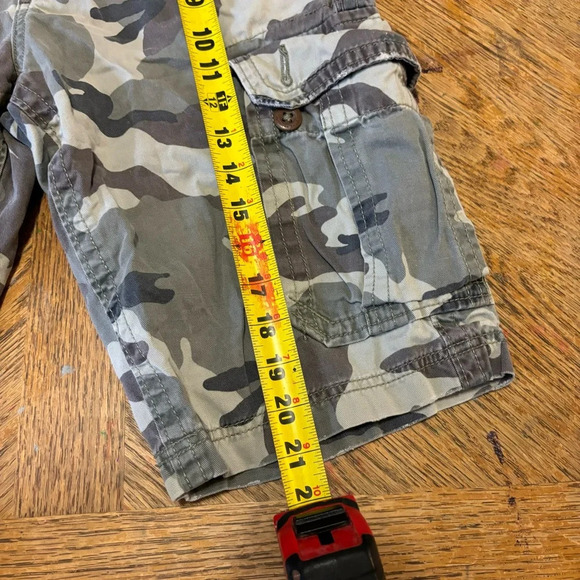 American Eagle Outfitters Shorts Men's Longer Length Camo Cargo Sz 26 Y2K - Picture 4 of 6